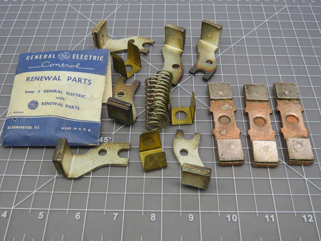 GE 6960067G001 3-POLE CONTACT KIT T158913 - CONTACTORS