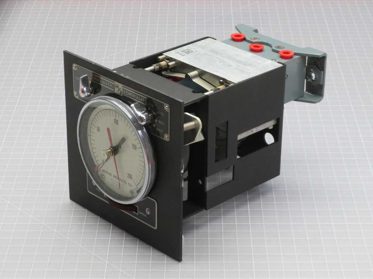 MOORE 524MP53T2 M24337-001 NULLMATIC CONTROLLER T203848 - AUTOMATION & CONTROLS