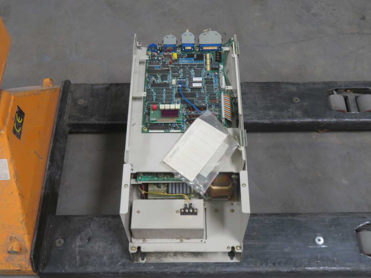 YASKAWA CIMR-MTIII-15K AC SPINDLE DRIVE AMPLIFIER T270543 - AC VFD DRIVES
