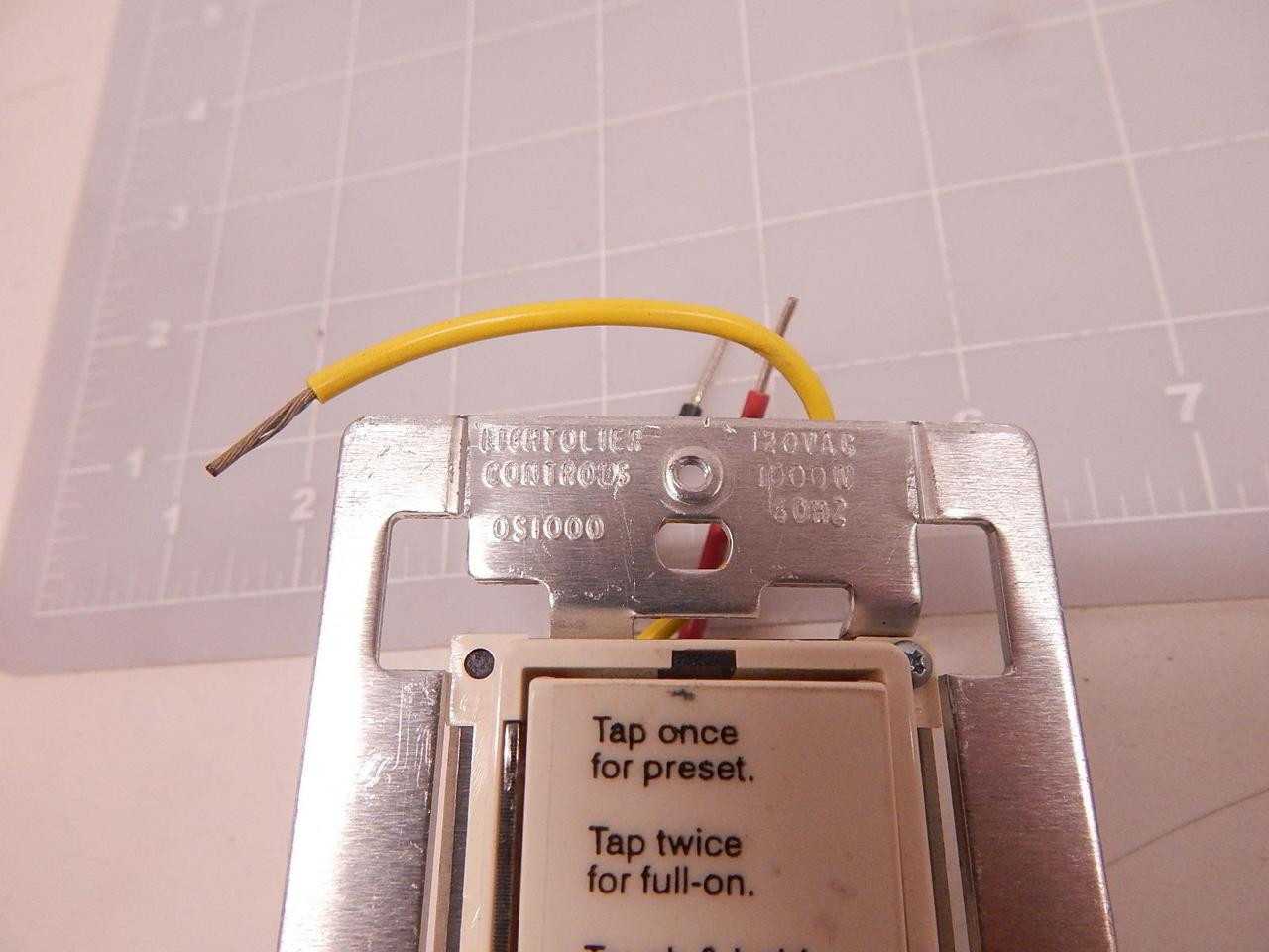 LOT OF 9 LIGHTOLIER CONTROLS OS1000LV MAGNETIC LOW VOLTAGE DIMMER T75946 - SWITCHES