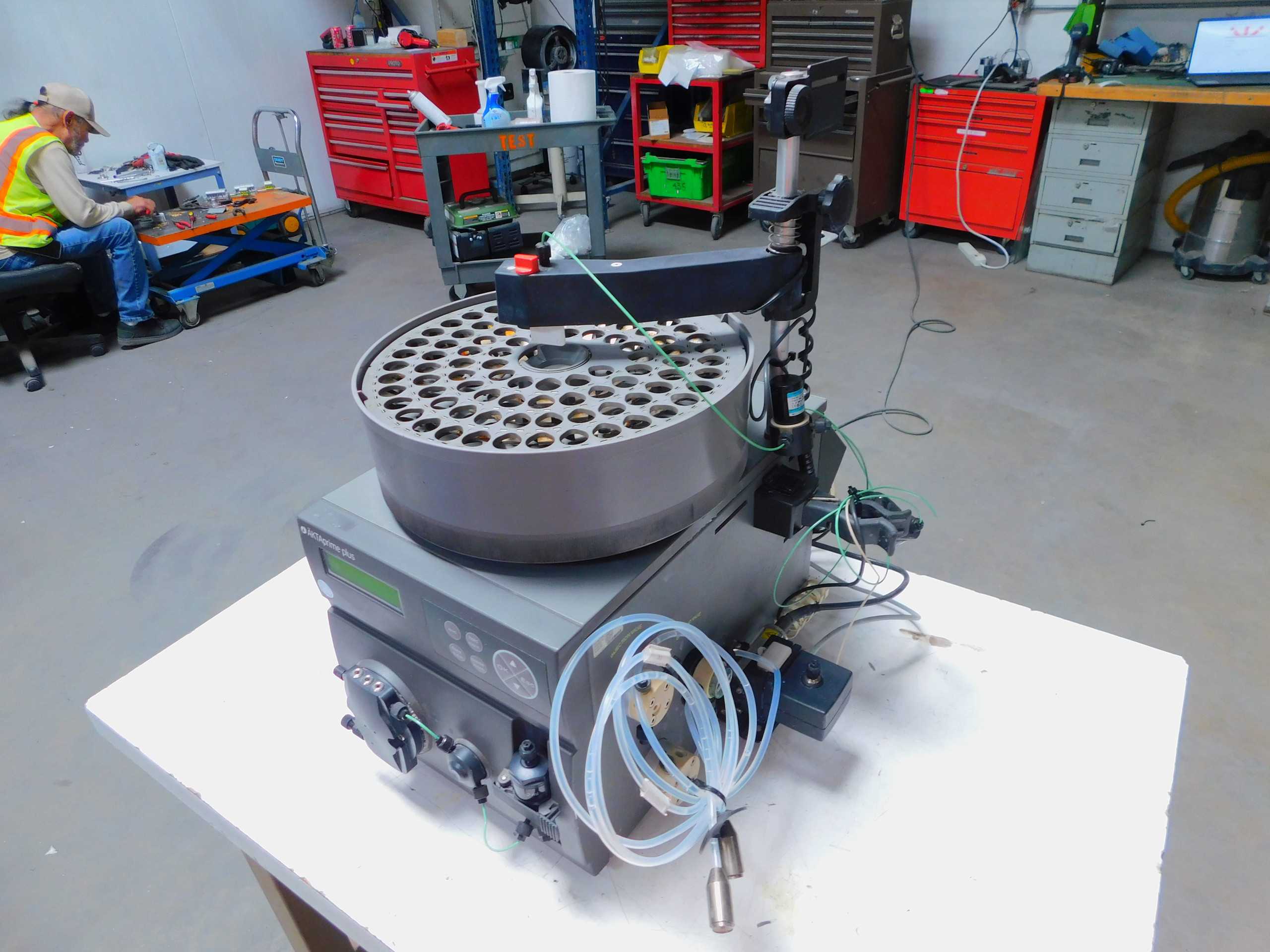 GE Akta Prime Plus Liquid Chromatography System 120VAC 1Phase 0.1-50mL/Min 1MPa - LAB & SCIENTIFIC