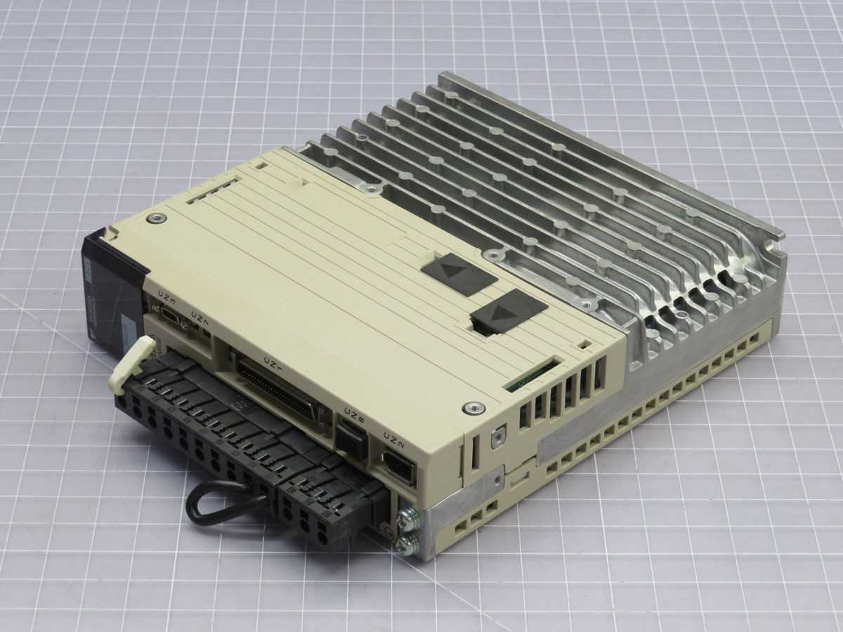Yaskawa SGDV-2R8A01B Servo Drive - High Precision Performance - SERVO