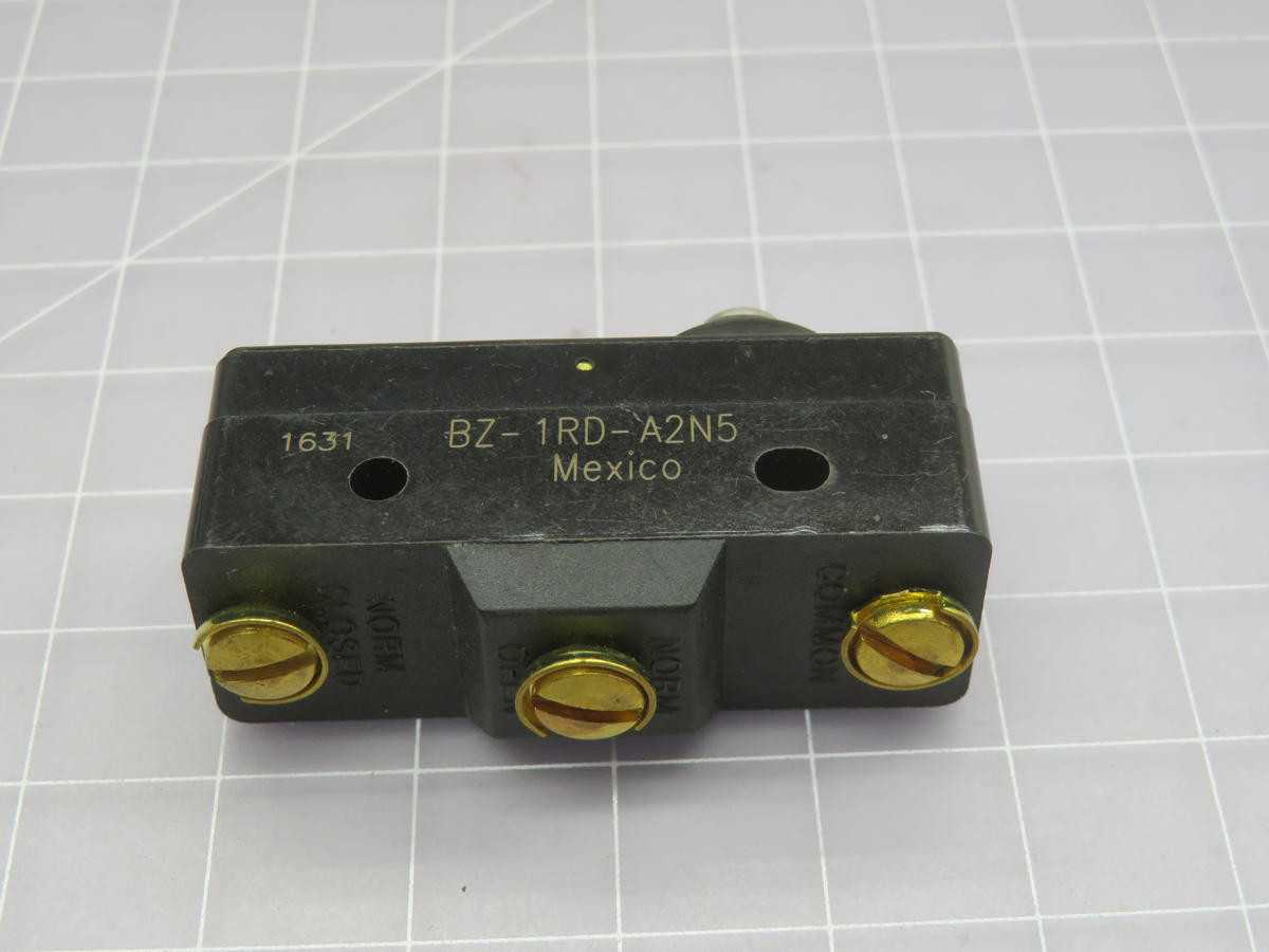 Lot Of 13 Honeywell BZ-1RD-A2N5 Basic Snap Action Switches T224620 - SWITCHES