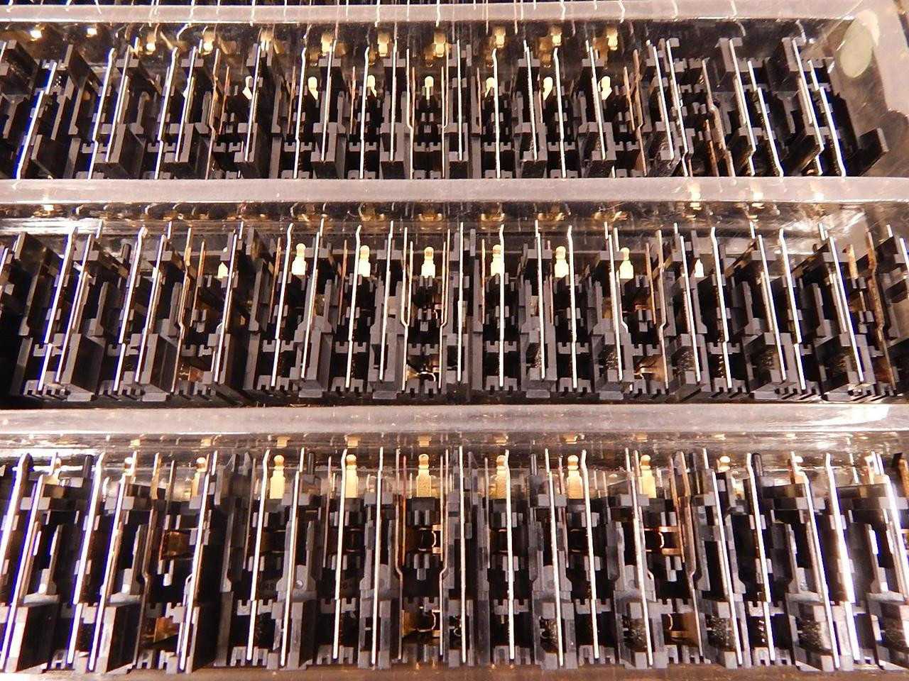 Lot Of 250 Morning Star MTJ-036-04V2-97 RCA Connector Phono Plug Sockets - PLUGS & RECEPTACLES