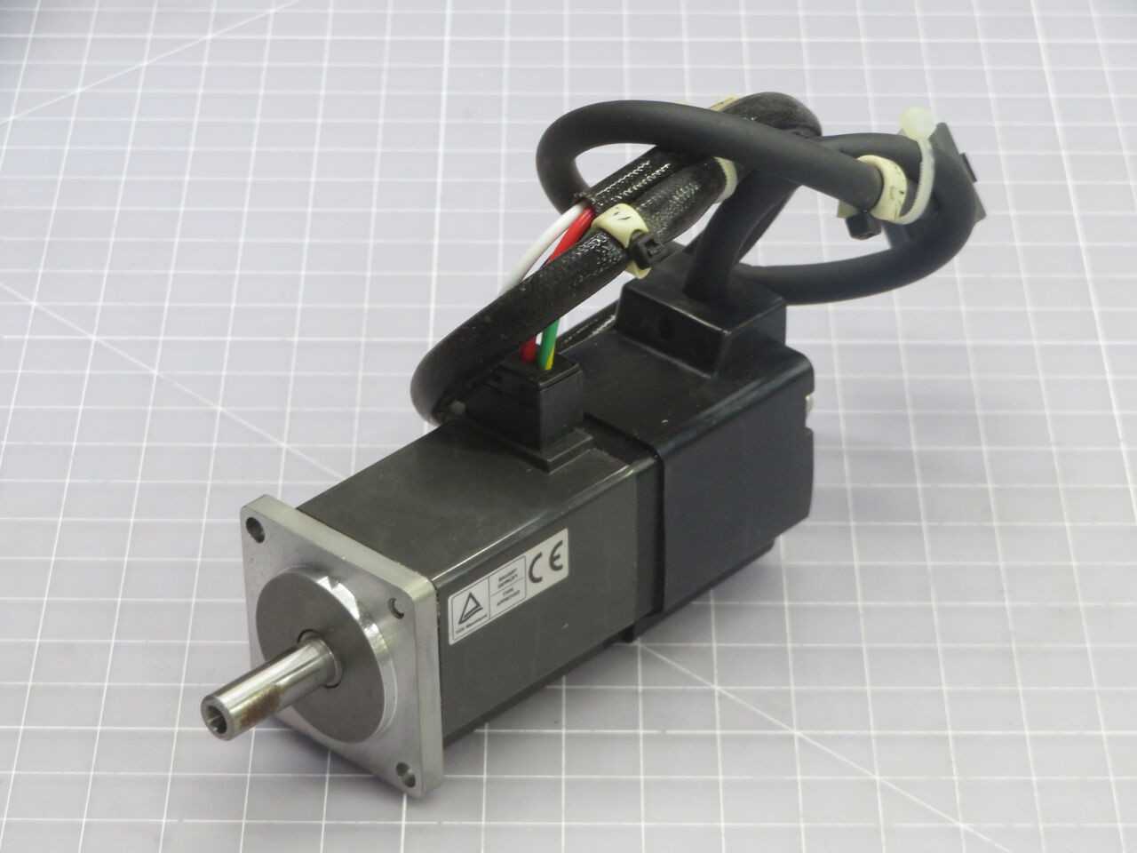 MITSUBISHI HC-MFS13 SERVO MOTOR T245328 - SERVO