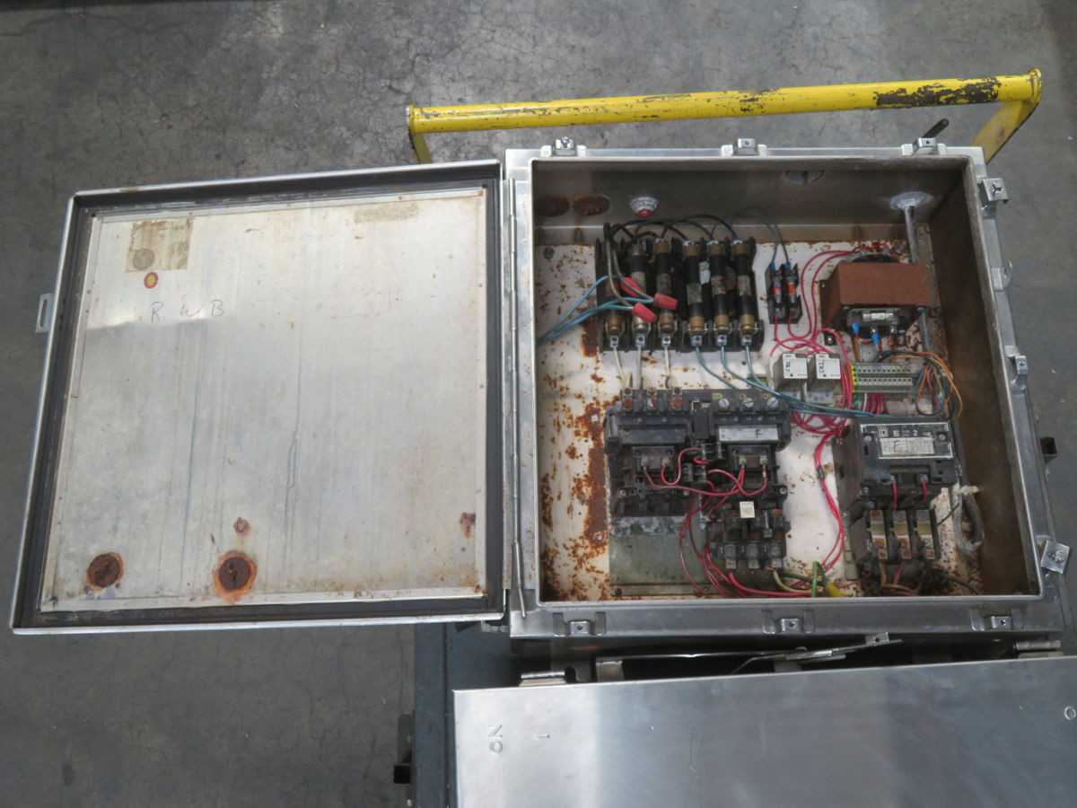 Lot Of 4 Industrial Electrical Cabinet Enclosures T254176 - ELECTRICAL COMPONENTS