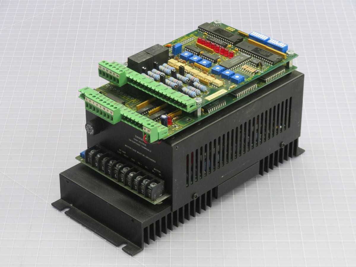 Industrial Devices H3411 Control T229189 - Reliable Performance for Your Equipment - OPERATOR CONTROLS