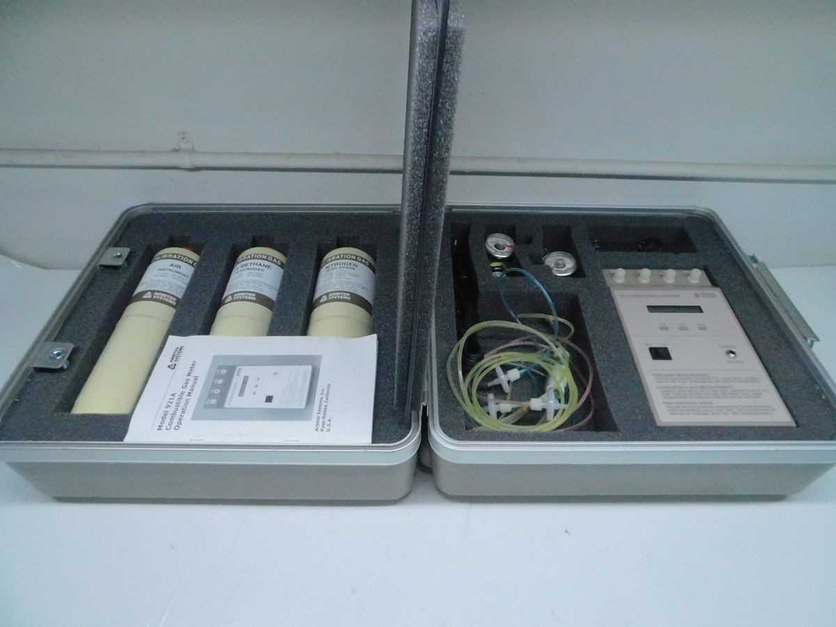 ARBITER SYSTEMS 921A COMBUSTIBLE GAS METER FOR NITROGEN OIL-FILLED TRANSFORMERS. M7659 - MISCELLANEOUS