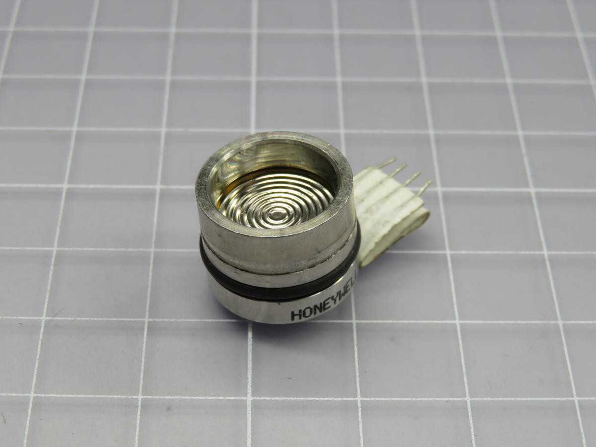 LOT OF 6 HONEYWELL 19C100PA1K SENSOR 100PSIA 0.1V T223503 - SENSORS