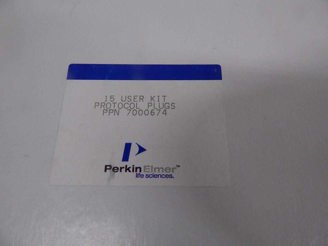 LOT OF 21 PERKIN ELEMER 7000674 PROTOCOL PLUGS T92868 - PLUGS & RECEPTACLES