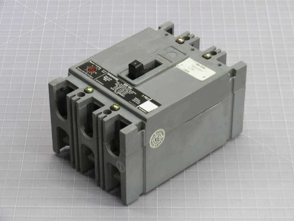 Westinghouse HFB3045ML Molded Case Circuit Breaker T230882 - CIRCUIT BREAKERS