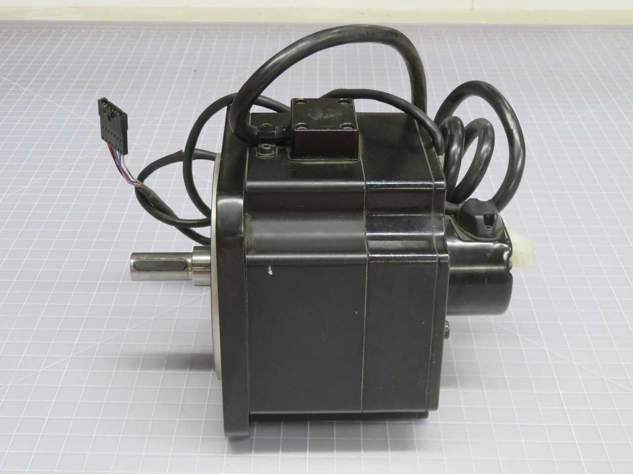 W-L01492F P60B13050DBPD1 AC SERVO MOTOR T271249 - SERVO MOTORS