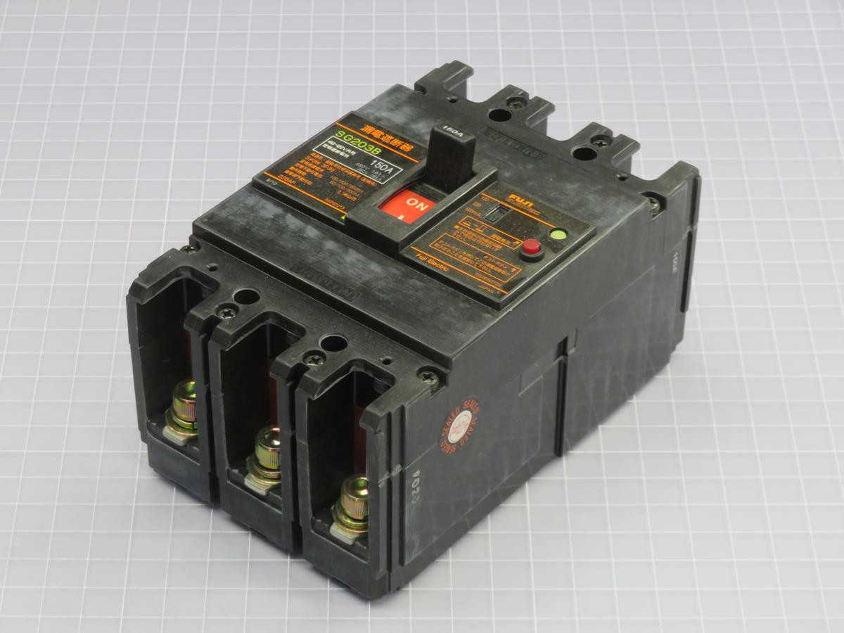 FUJI SG203B EARTH LEAKAGE CIRCUIT BREAKER T225482 - CIRCUIT BREAKERS