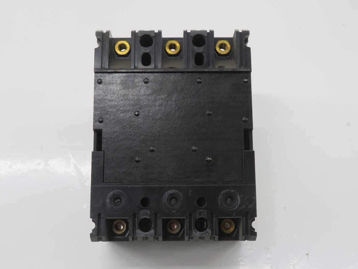 SQUARE D FHP36030 MOLDED CASE CIRCUIT BREAKER
100 AMP FRAME TYPE
HIGH INTERRUPTING
LUGS OFF END ONLY - CIRCUIT BREAKERS