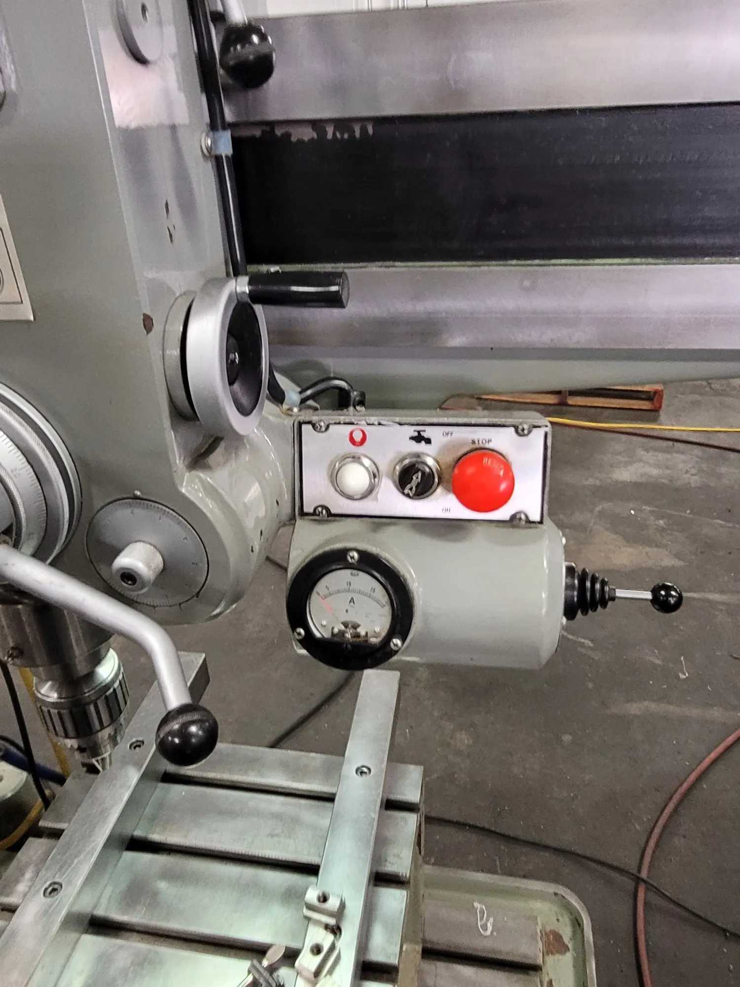 1989 SHARP RD-820 RADIAL ARM DRILL, 3 HP, 1500 RPM, MT #4, 66X32X87 IN - RADIAL ARM DRILLING MACHINES