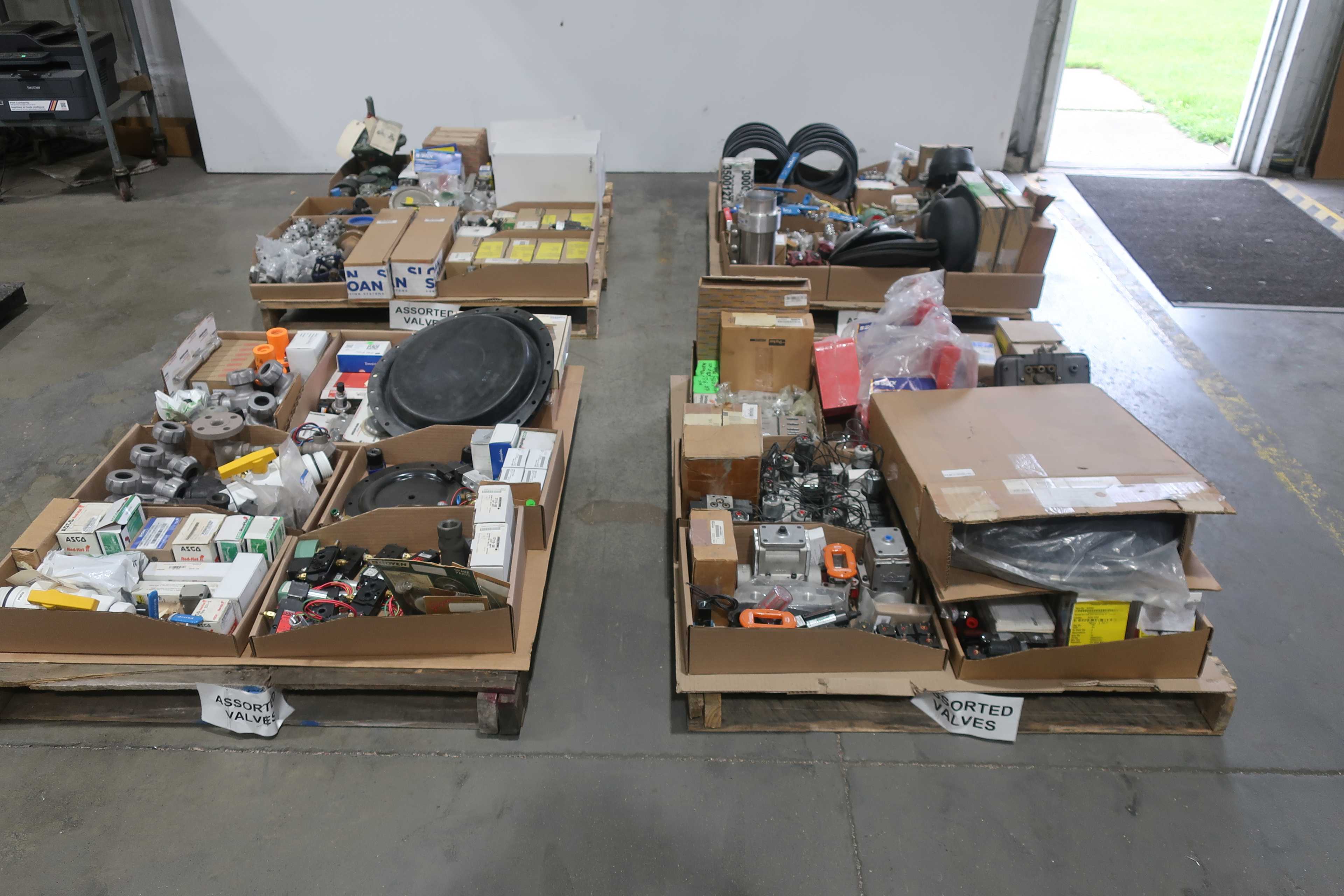 SKU 1765326 - 4 PALLETS OF ASSORTED VALVES AND REPLACEMENT PARTS - VALVES