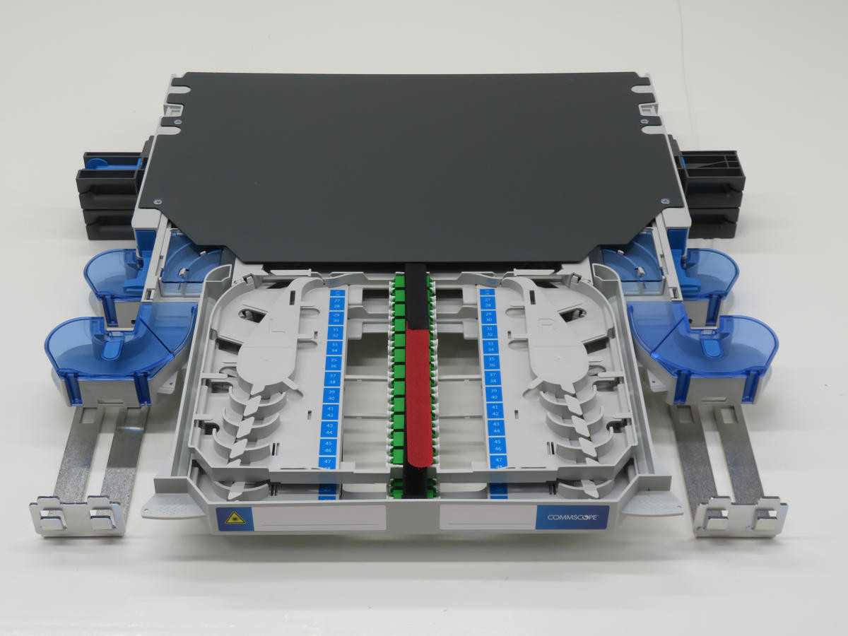 COMMSCOPE FACT-2EPATL2 760239983 FACT® FIBER OPTIC PATCH CHASSIS, GRAY, 2E HIGH, 96-PORT, SINGLEMODE - FIBER OPTIC CABLE