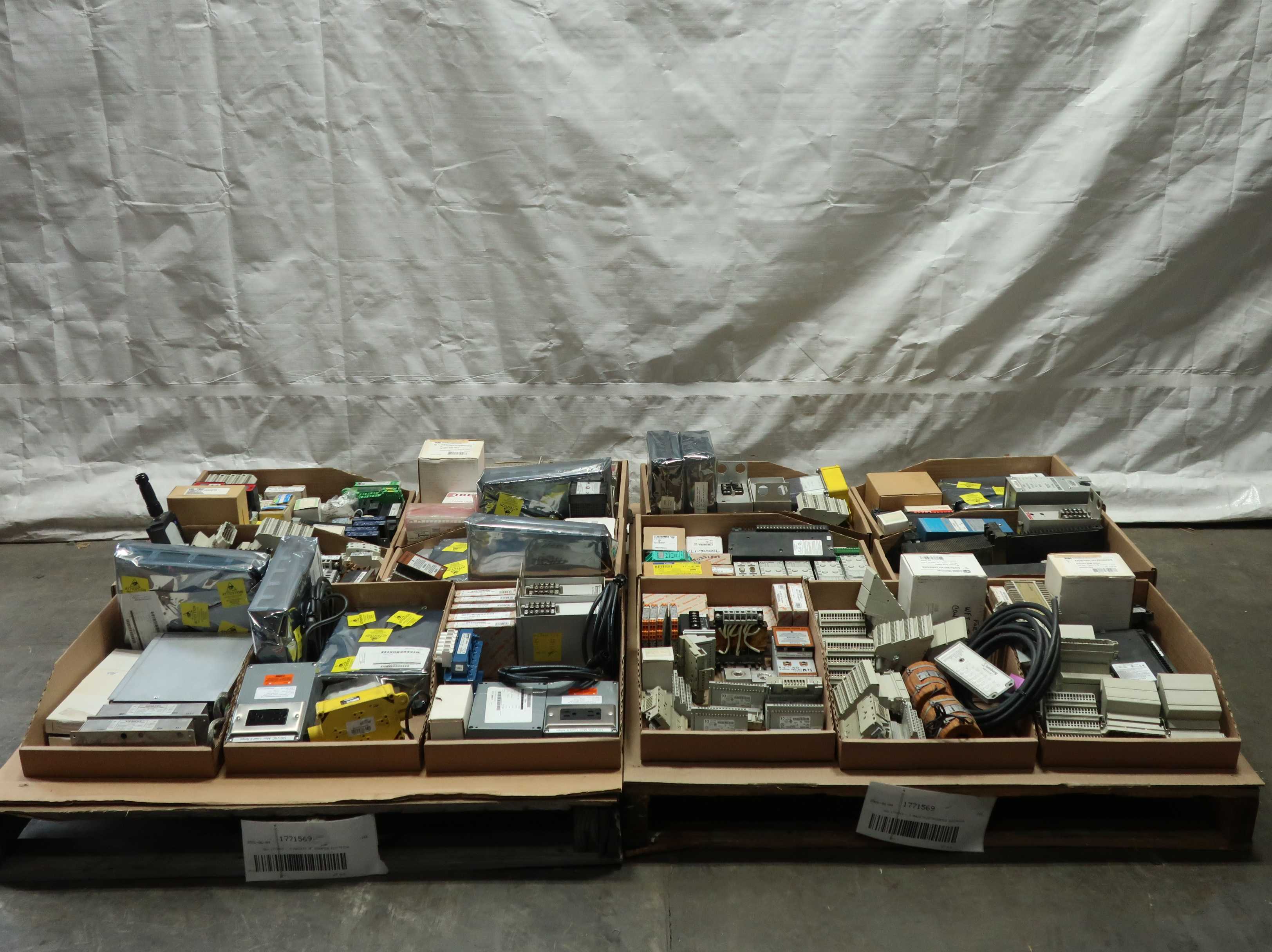 SKU 1771569 - 2 PALLETS OF ASSORTED ELECTRICAL - ELECTRICAL COMPONENTS