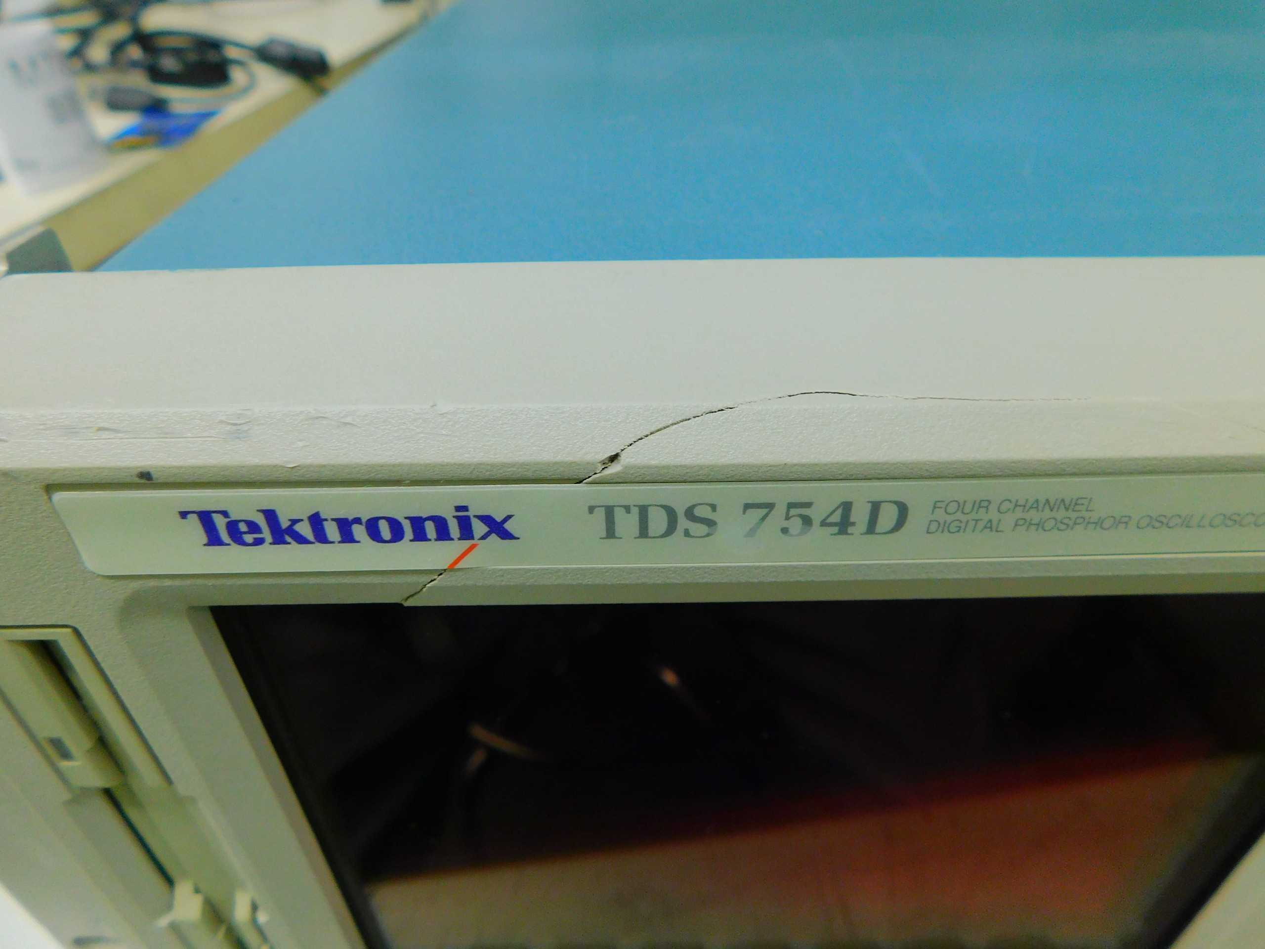 TEKTRONIX TDS 754D DIGITAL PHOSPHOR OSCILLOSCOPE 4CH,500MHZ,DPO, TESTED - ANALYZER