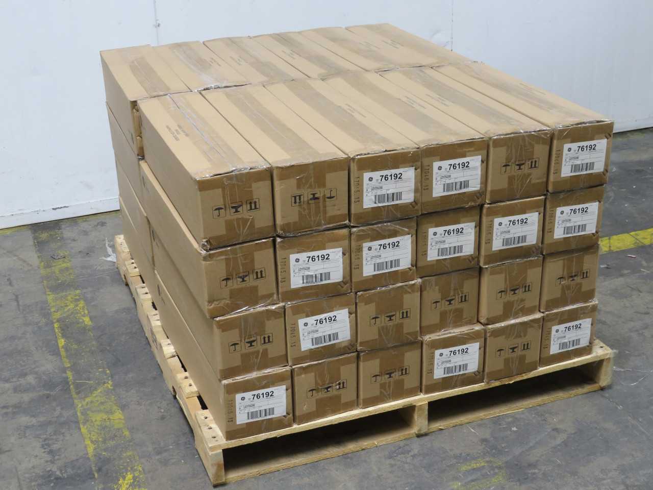 LOT OF 960 GE 76192 LED15T5/G/2/865
 T5 13 WATT LED STRAIGHT TUBE 24 INCH MINIATURE BI-PIN (G5) 6500 - LIGHTING