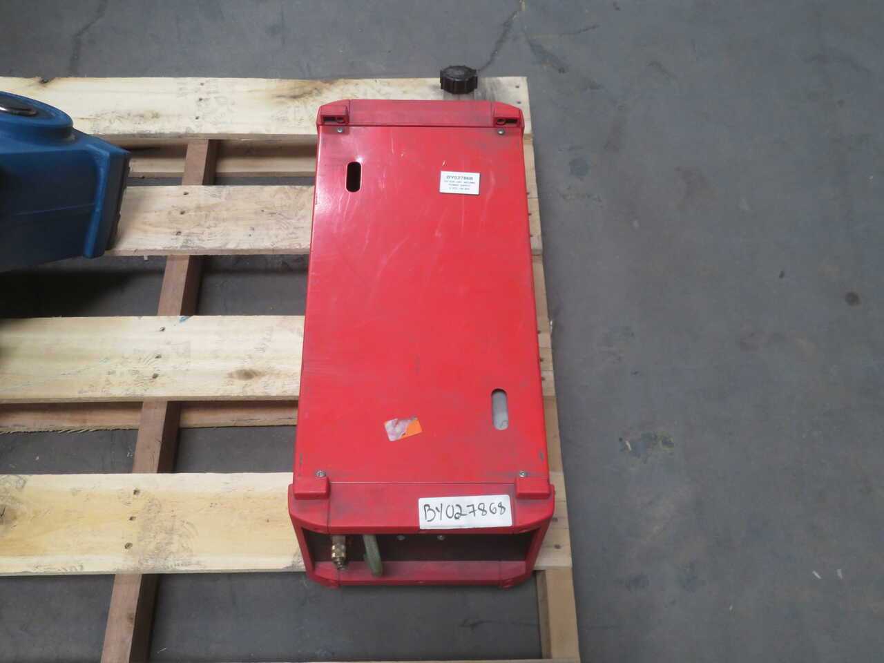 FRONIUS 4,045,837 FK 4000-R WATER-COOLING UNIT 400V 50-60HZ 2KW 4BAR 0.6A - ROBOT PARTS