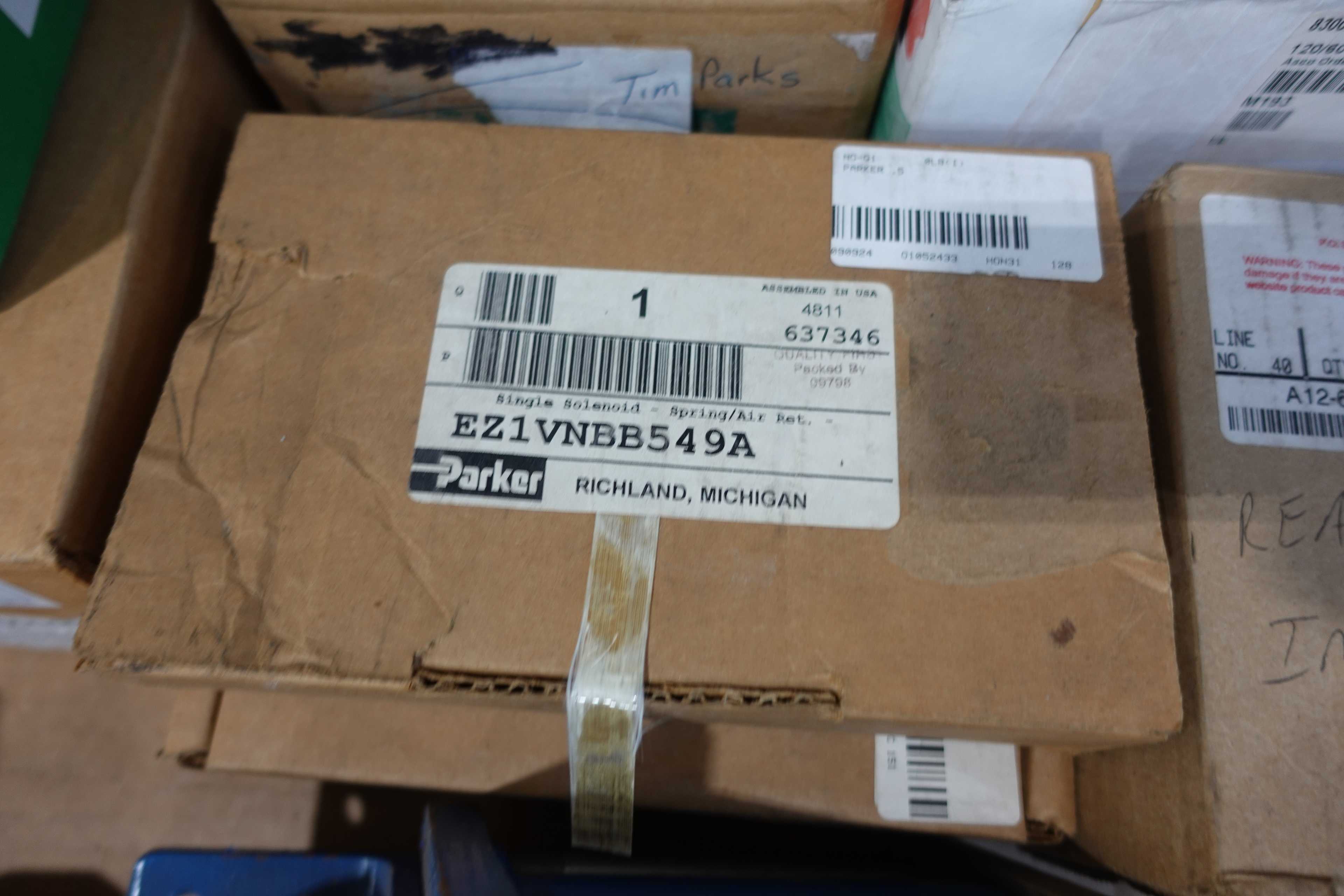 SKU 1769935 - 3 PALLETS OF ASSORTED SOLENOID VALVES - SOLENOID VALVE