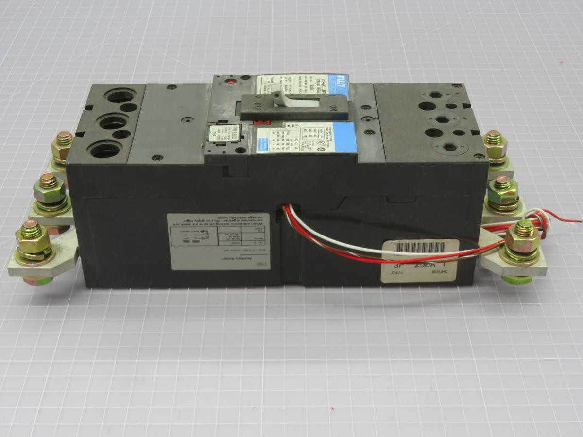 FUJI BU3JHC MOLDED CASE CIRCUIT BREAKER T225089 - CIRCUIT BREAKERS