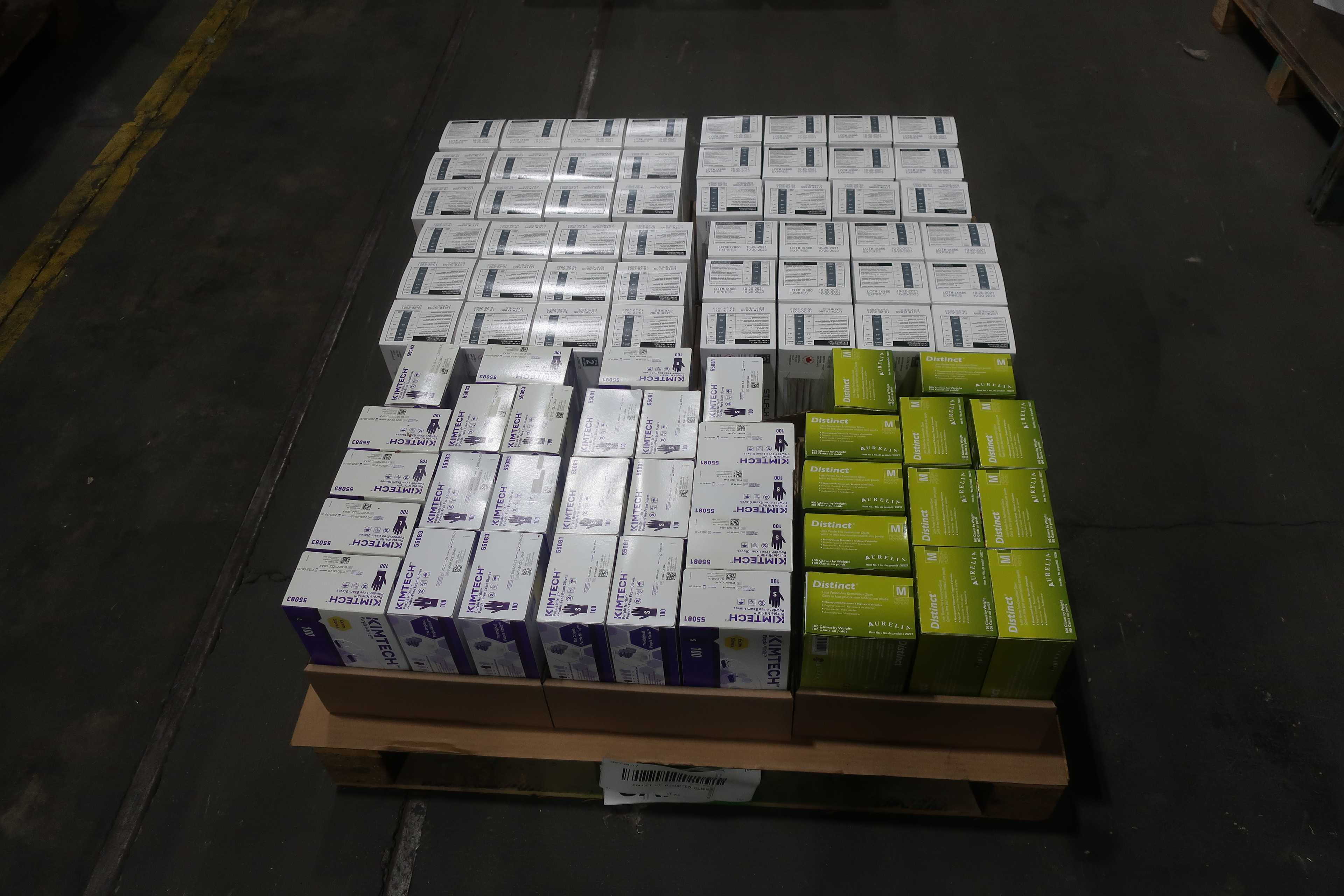 SKU 1761992 - PALLET OF ASORTED GLOVES - PPE