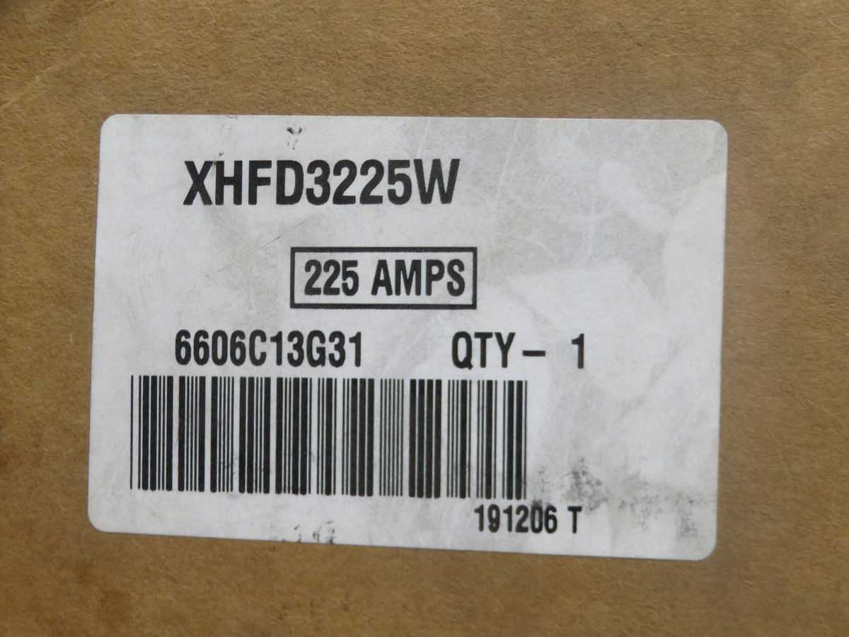 EATON XHFD3225W CIRCUIT BREAKER T243815 - CIRCUIT BREAKERS