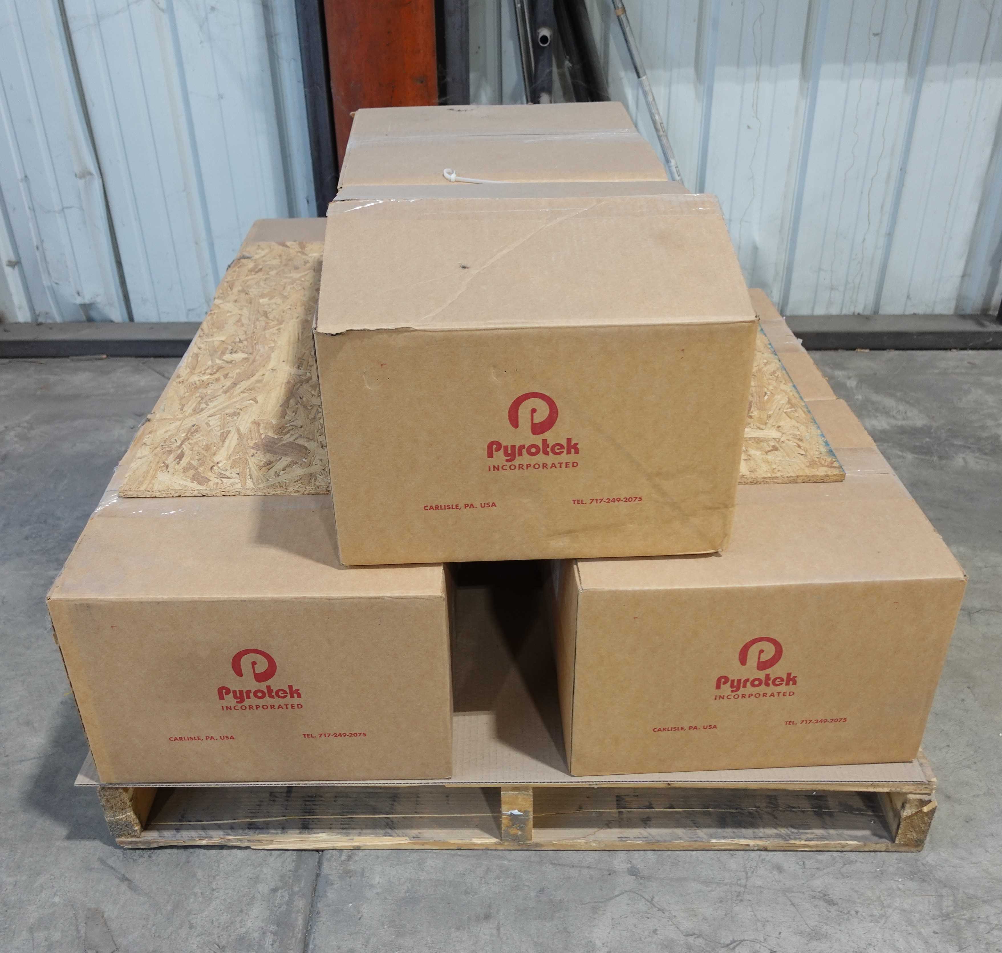 SKU 1746845 - PALLET OF PYROTEX TS106, 6.5 X 4 X .375" THK WASHERS - TOOLS