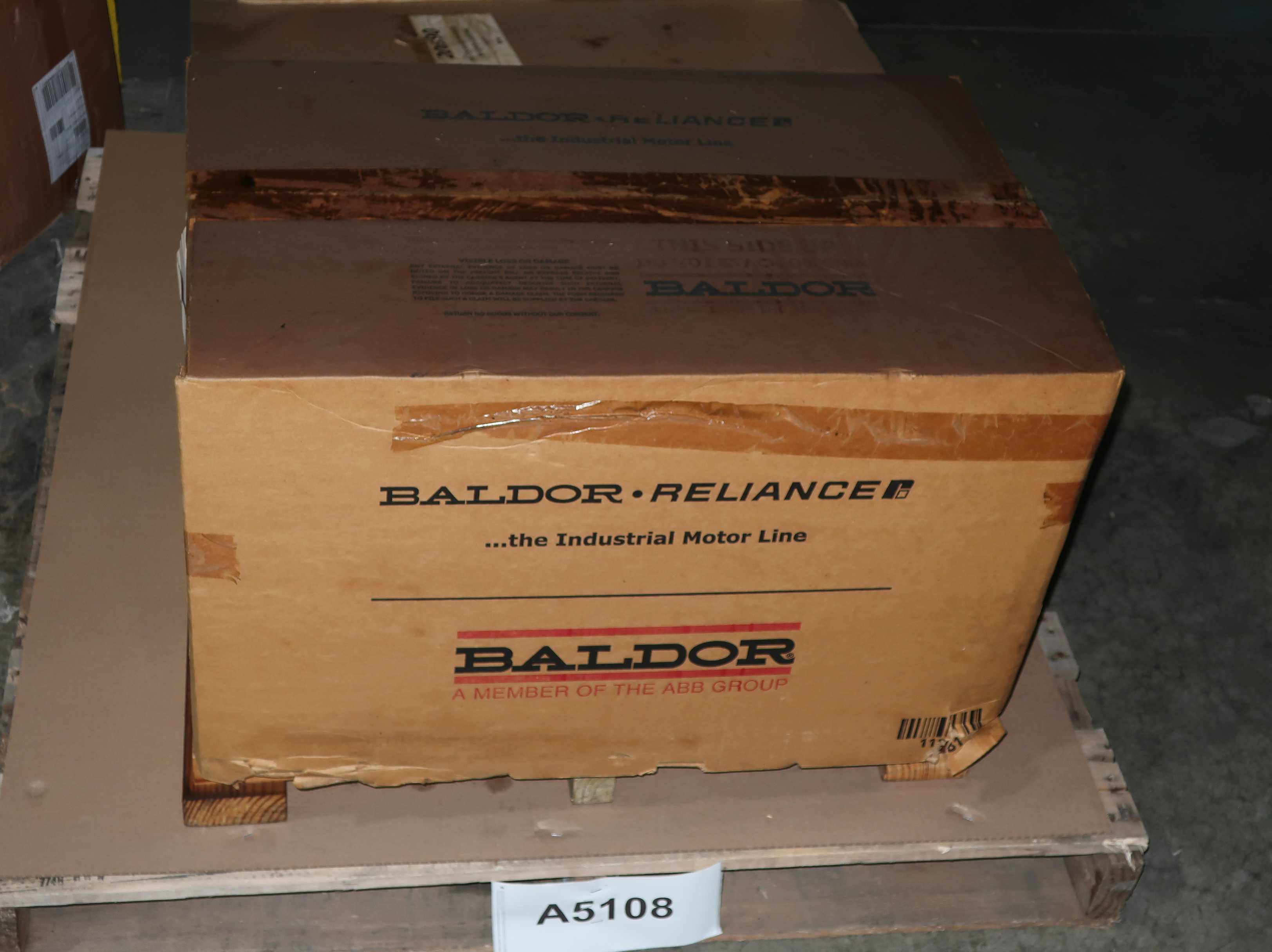 Baldor 7.5 HP Three Phase Motor 213TC 2700 RPM 460 V AC - AC MOTOR
