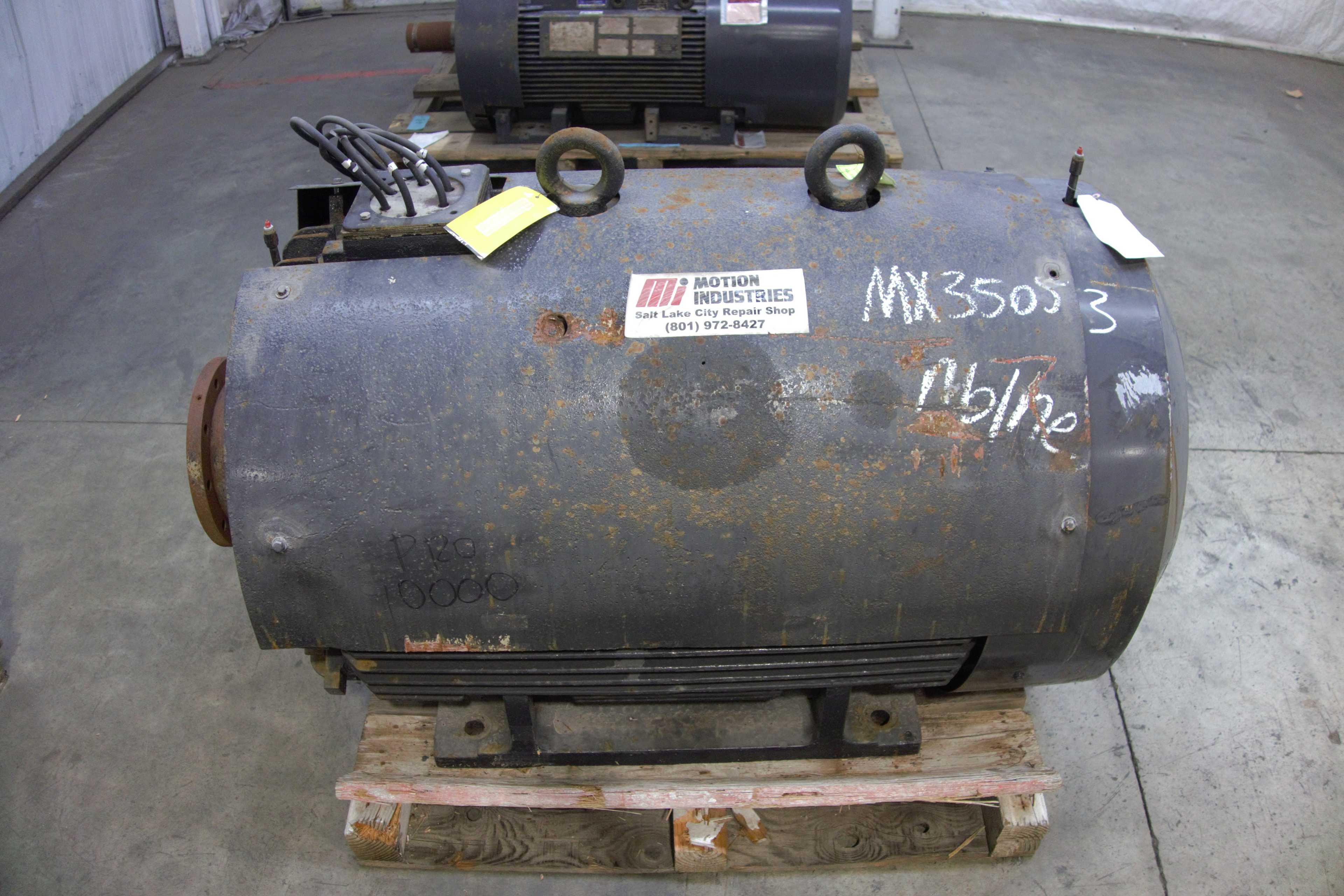 SKU 1788091 - TOSHIBA TEFC 300 HP AC MOTOR - AC MOTOR