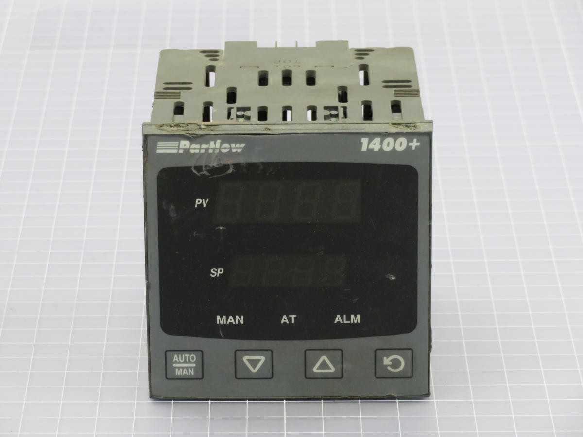 PARTLOW Z21OO M1P0 TEMPERATURE/PROCESS CONTROLLER T214527 - TEMPERATURE CONTROLLERS