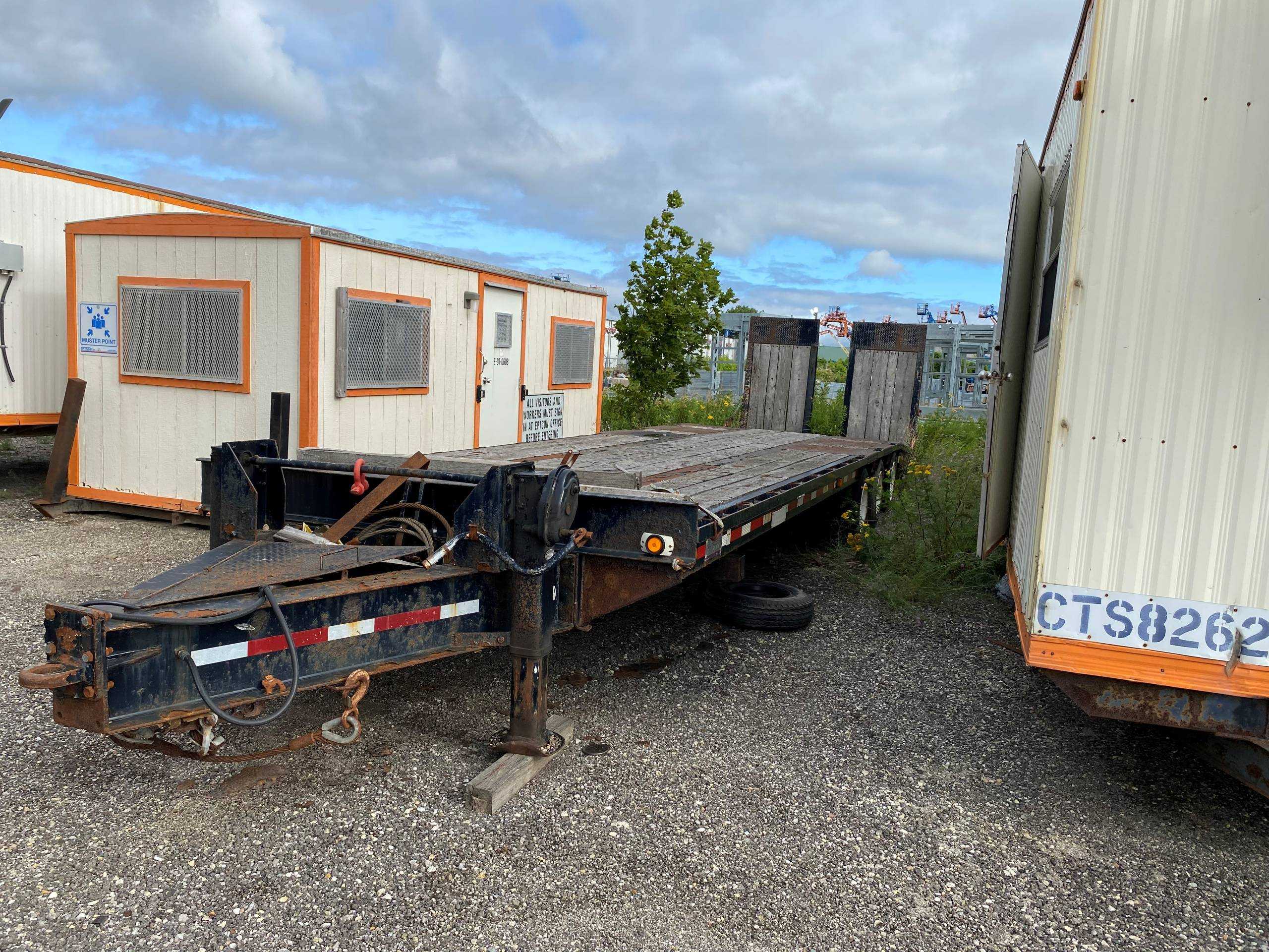 2015 J.C. Trailers Tag Trailer With Air Brakes, 3 Axles, 24,954 Lbs Load Capacity - TAG TRAILER