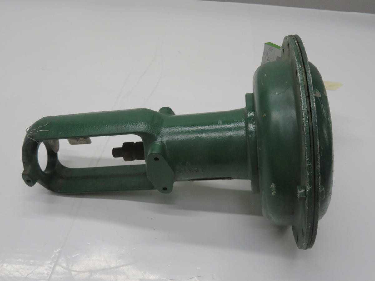 Fisher 657-ES Pneumatic Steel Flanged Control Valve T212118 - VALVE & ACTUATOR ASSEMBLY