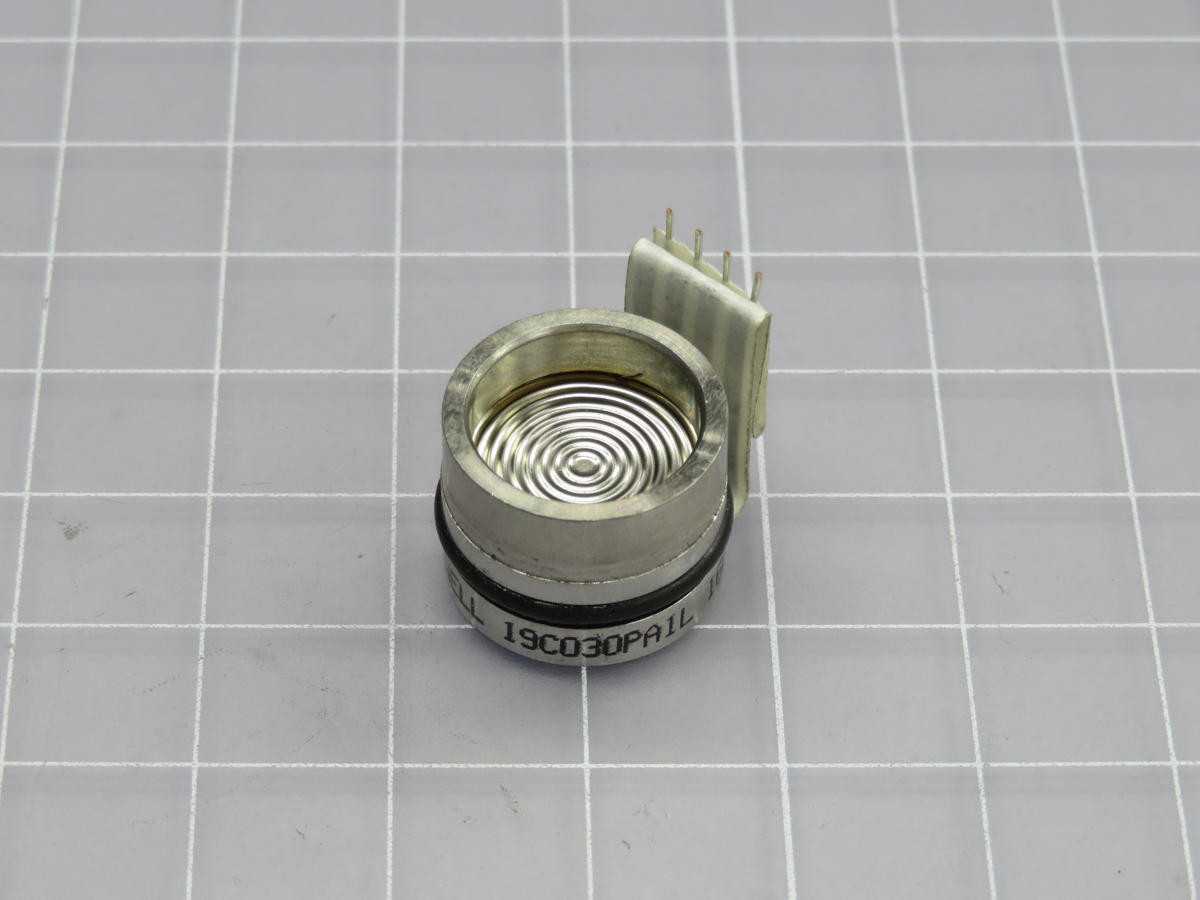 LOT OF 8 HONEYWELL 19C030PA1L SENSOR 30PSIA 0.1V T223670 - SENSORS
