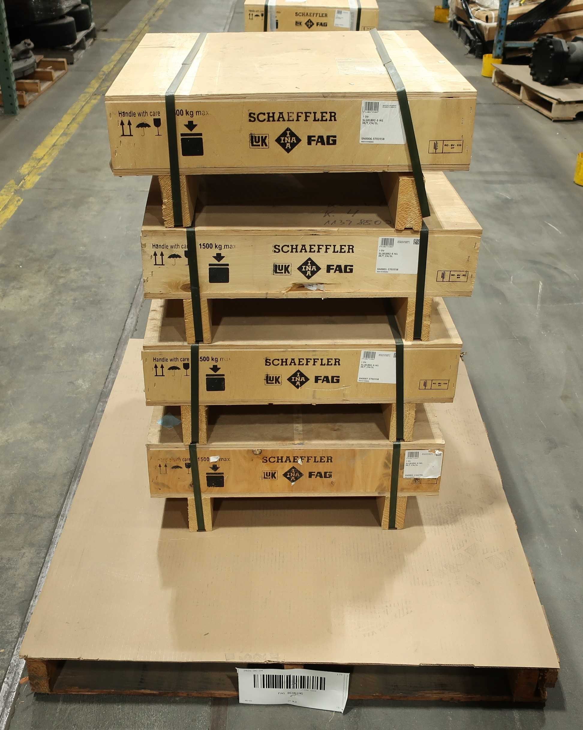 SKU 1774948 - LOT OF 4 FAG BEARINGS - BEARINGS