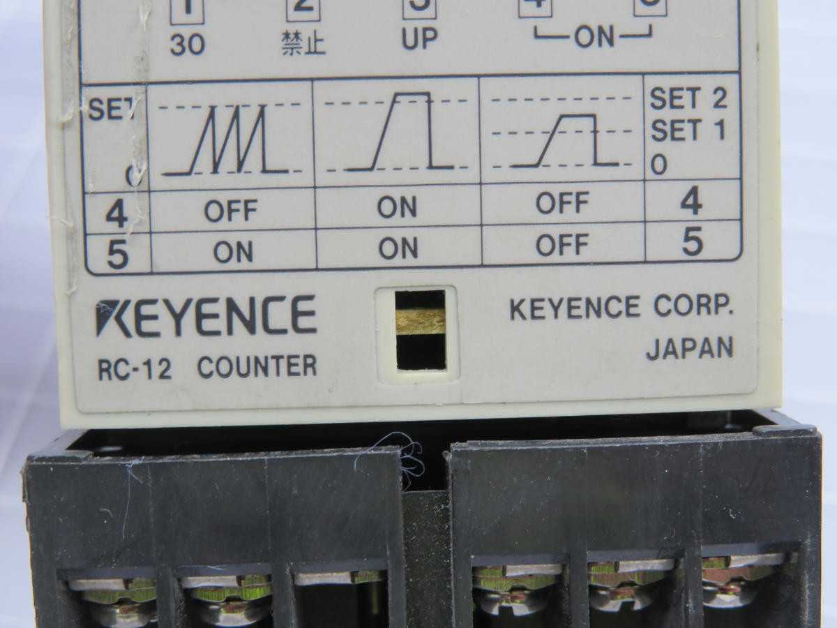 KEYENCE CROP RC-12 3102423 ELECTRONIC PRESET COUNTER T218046 - ELECTRICAL COUNTERS