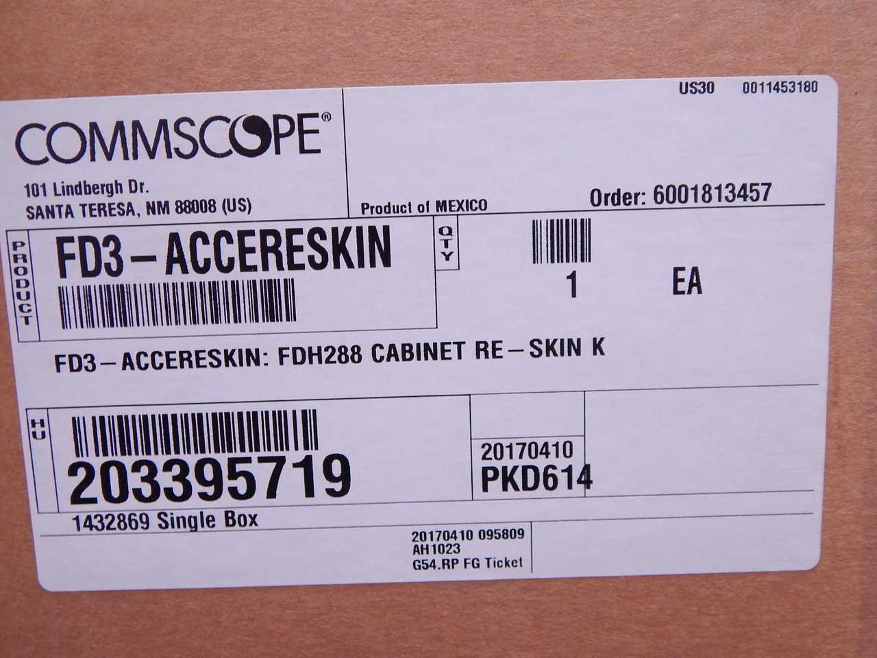 COMMSCOPE FD3-ACCERESKIN FDH288 CABINET RE-SKIN K T144489 - FIBER OPTIC CABLE