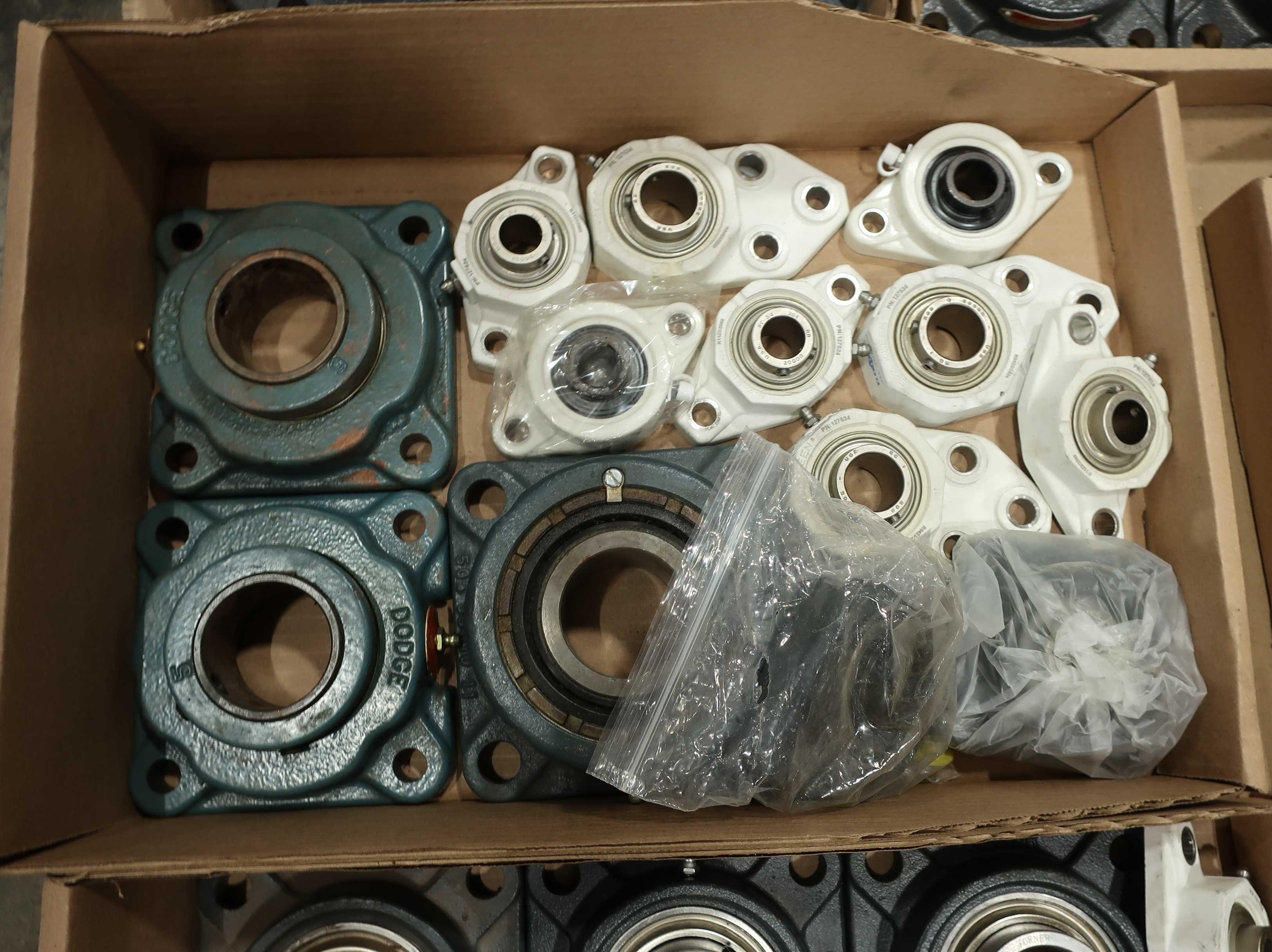 SKU 1772255 - PALLET OF ASSORTED MOUNTED BEARINGS - BEARINGS