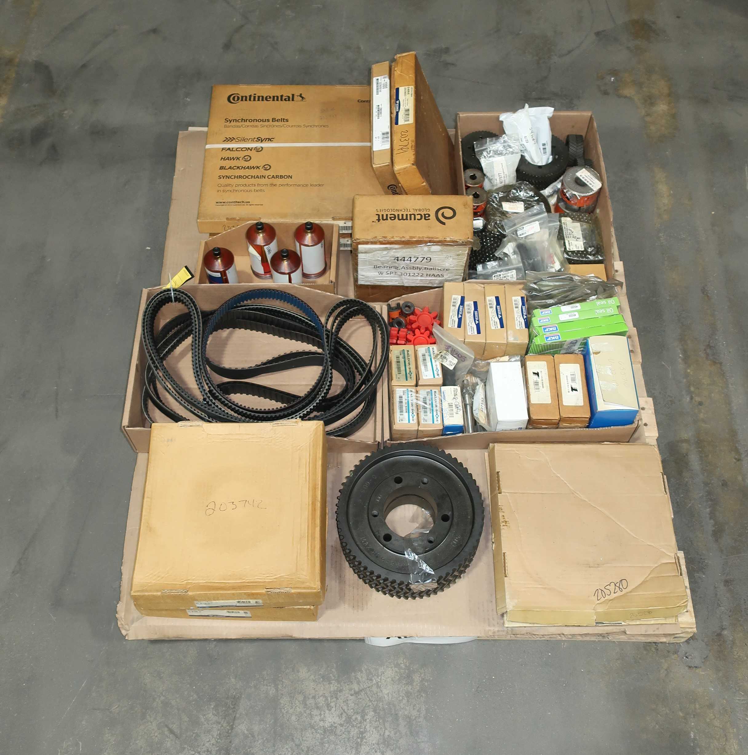 PALLET OF ASSORTED POWER TRANSMISSION - POWER TRANSMISSION