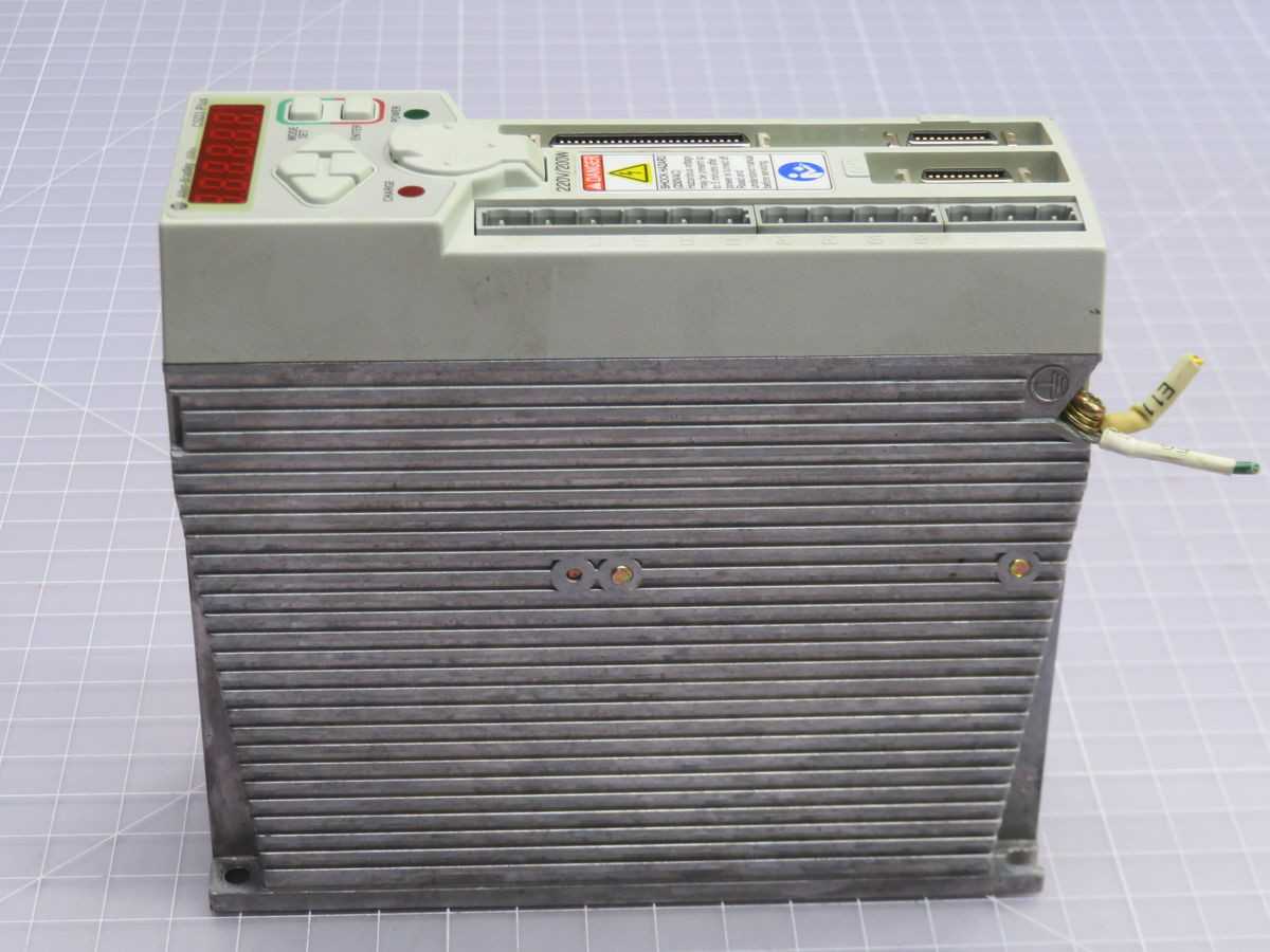 ROCKWELL CSD3_02BX2 SERVO DRIVE T253742 - SERVO DRIVES