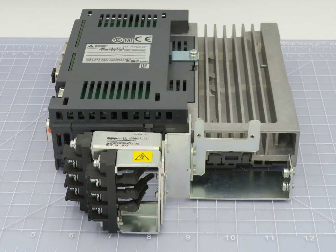 Mitsubishi MR-J4-40B-RJ020 400W AC Servo Driver - High Precision Control - SERVO