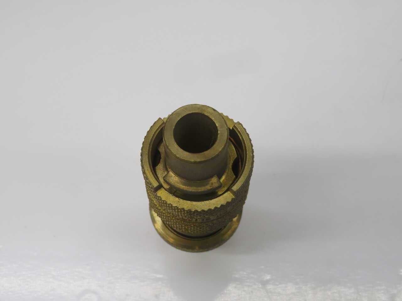 Lot Of 75 Dixon Quick Couplings, Knurled Twist-Lock Connectors - COUPLINGS, JOINTS, & HUBS