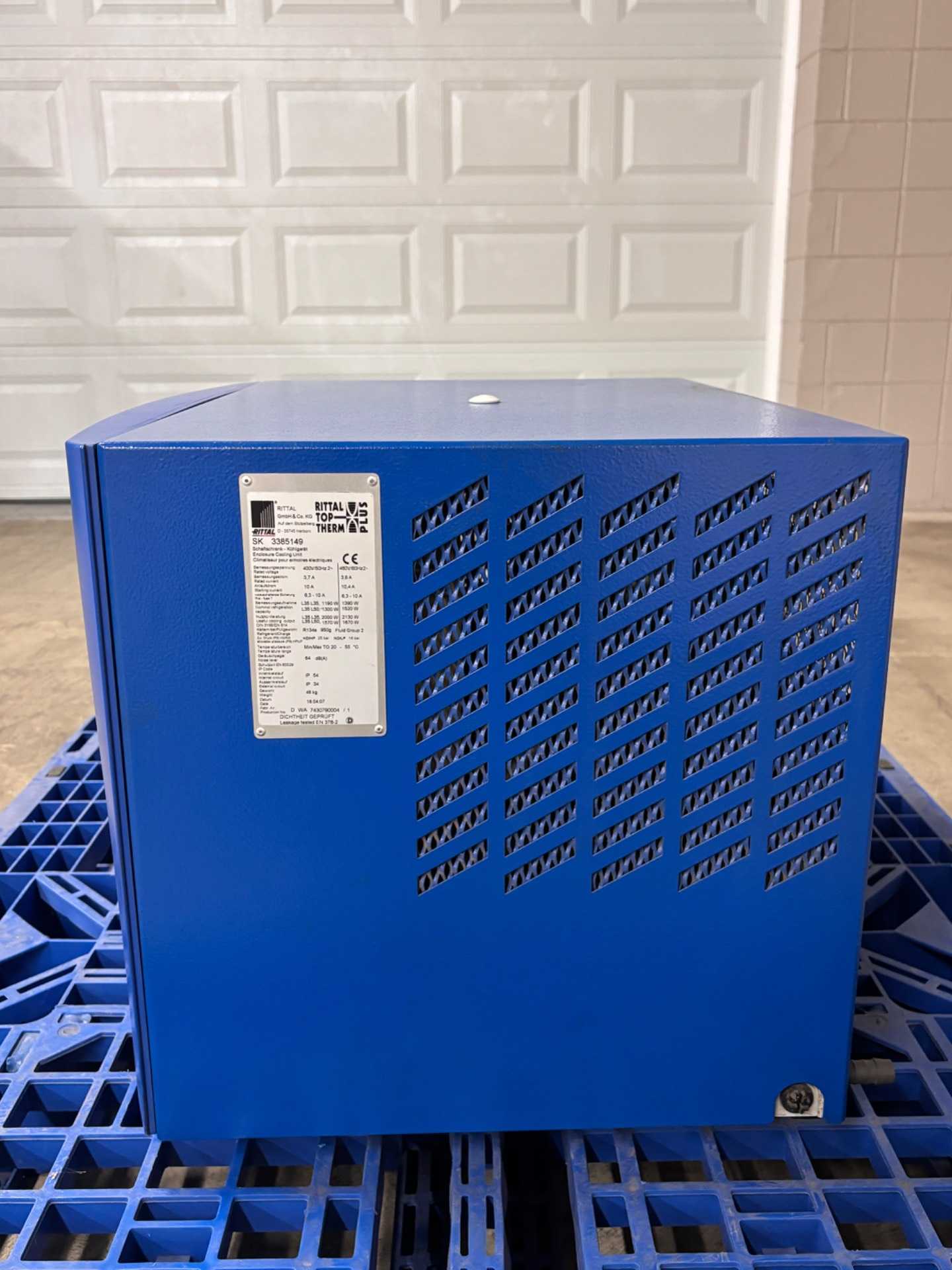 2007 RITTAL SK3385149 ENCLOSURE COOLING UNIT - 400V/460V, 1190W/1390W, 48KG, IP54/IP34 - HVAC EQUIPMENT