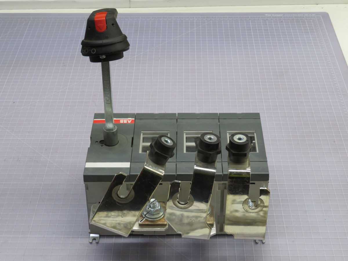 ABB OT600U03 GENERAL PURPOSE ISOLATING SWITCH T255831 - DISCONNECT SWITCHES