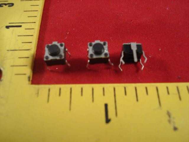 4700 PUSH BUTTONS SP ST 185110 T9573 - SWITCHES