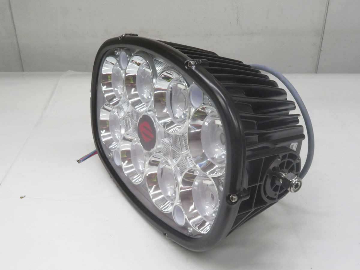 COOPER EPH-LS-08-0640L-BLK-57-70-4S-C04-HEG-ST AREA LIGHT T251817 - LIGHT FIXTURES