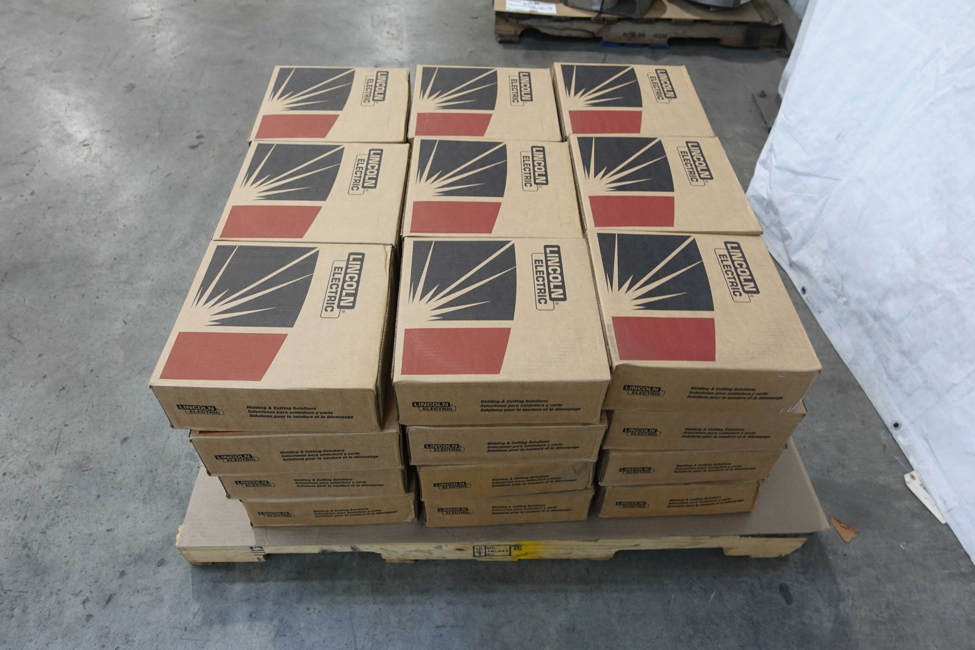 SKU 1775953 - PALLET OF LINCOLN ELECTRIC .35" SUPER ARC ED021274 L-56 WELDING WIRE - WELDING EQUIPMENT
