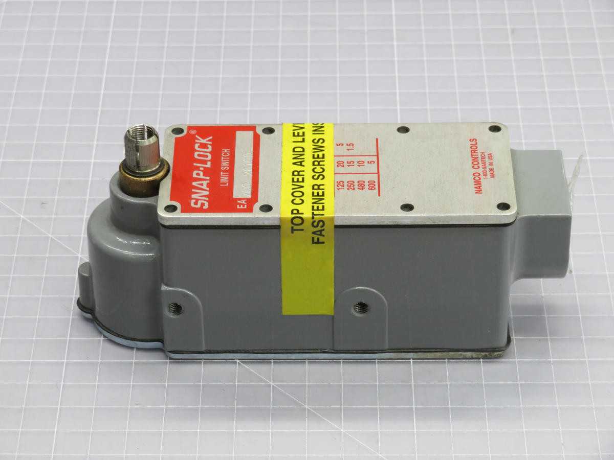 NAMCO EA700-26100 LIMIT SWITCH T230665 - SWITCHES